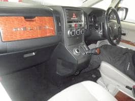 MITSUBISHI DELICA D:5 5D4WD D PREMIUM 2013
