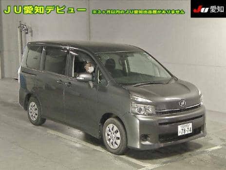 TOYOTA VOXY X L EDITION 2011
