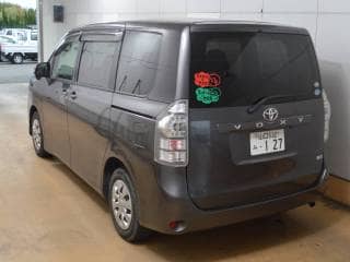 TOYOTA VOXY X L EDITION 2011
