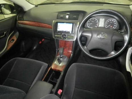 TOYOTA PREMIO 4D 4WD 1.8X 2010