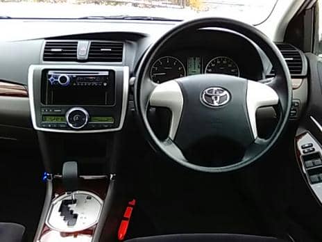 TOYOTA PREMIO  X 4WD 2013