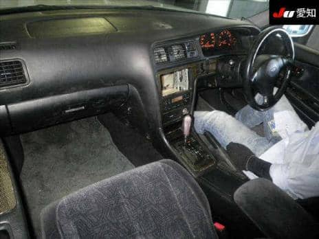 TOYOTA CHASER TOURER V 1999