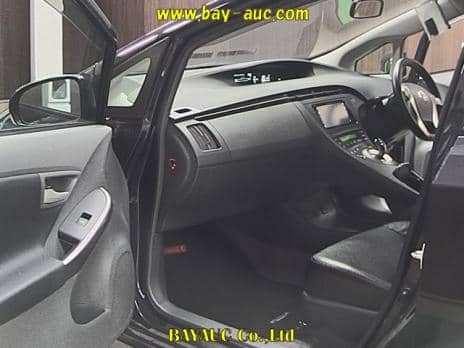 TOYOTA PRIUS G LED EDITION 2011