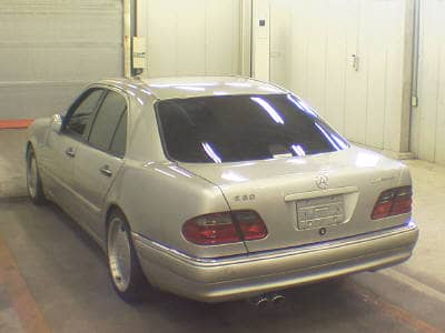 MERCEDES-BENZ E420 1997