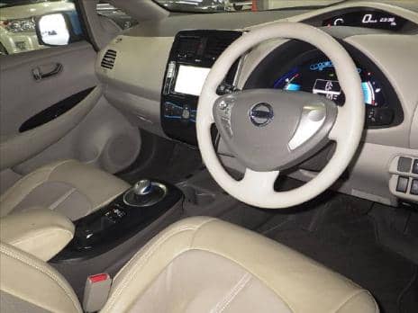 NISSAN LEAF X 2011