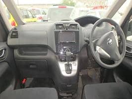 NISSAN SERENA 20S 2011