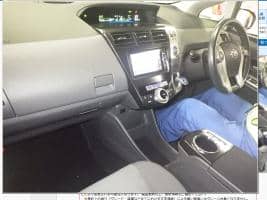 TOYOTA PRIUS ALPHA S TOURING SELECTION 2012