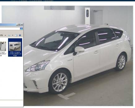 TOYOTA PRIUS ALPHA S TOURING SELECTION 2012