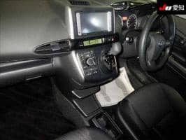 TOYOTA WISH X 2012
