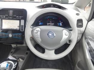 NISSAN LEAF G 2011