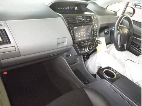 TOYOTA PRIUS ALPHA G TUNE BLACK 2014
