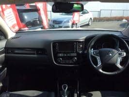 MITSUBISHI OUTLANDER PHEV 2.0 G NAVIGATION PACKAGE 4WD 2015