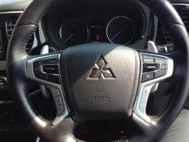 MITSUBISHI OUTLANDER PHEV 2.0 G NAVIGATION PACKAGE 4WD 2015