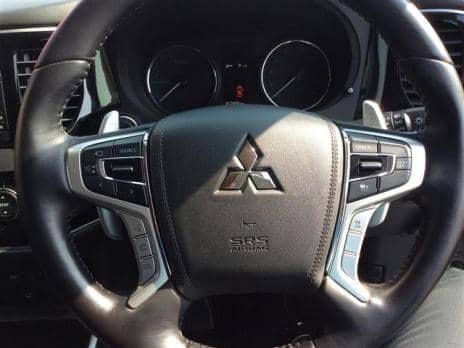 MITSUBISHI OUTLANDER PHEV 2.0 G NAVIGATION PACKAGE 4WD 2015