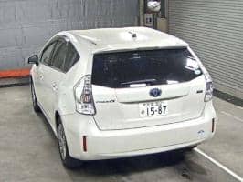 TOYOTA PRIUS ALPHA S TUNE BLACK 2013