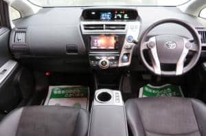 TOYOTA PRIUS ALPHA G 2015