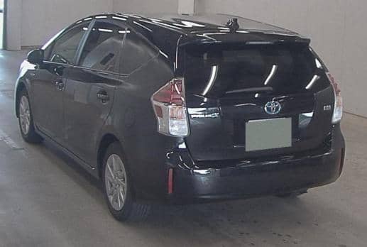 TOYOTA PRIUS ALPHA S 2015