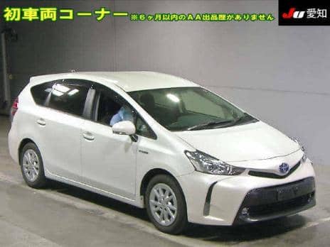 TOYOTA PRIUS ALPHA S 2015