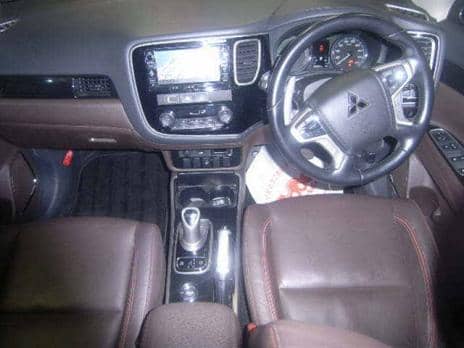 MITSUBISHI OUTLANDER 4WD PHEV G PREMIUM 2015