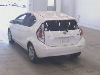 TOYOTA AQUA S 2015