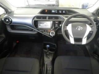 TOYOTA AQUA S 2015
