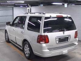 LINCOLN NAVIGATOR ULTIMATE 2011