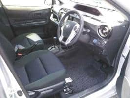 TOYOTA AQUA S 2016