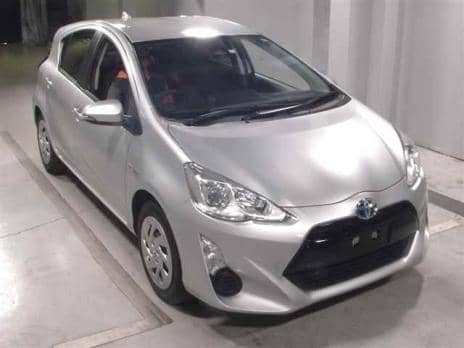 TOYOTA AQUA S 2016