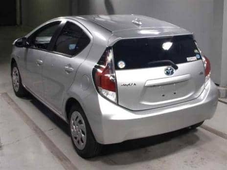 TOYOTA AQUA S 2016