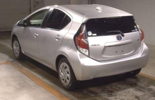TOYOTA AQUA S 2016